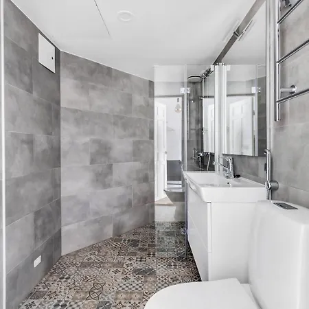 Wehost Bright Studio For 6 Kallio Travellers Helsinki